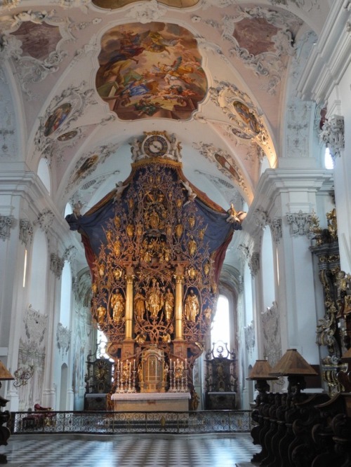 signorcasaubon:  High Altar of the Monastery Church of Stams, Tyrol, Austria
