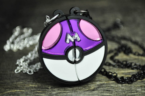 geek-studio:   Pokeball/Masterball Customizable friendship necklaces 