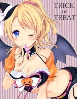 pervertedotakan:  Happy late Halloween~ Reblog