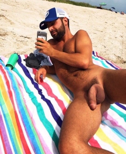 ofbeachesandmen2: Do check out my blog for pictures of myself and other gay nude gay stuff: &lt;