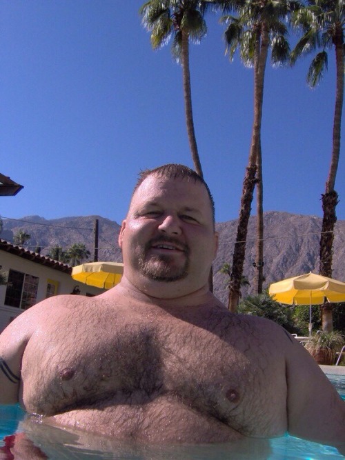 bearchaser:  sexy