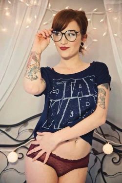 curvyandnerdy:  Have an excellent sunday!!!