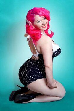 alternative-pinup:  Alternative Pinup