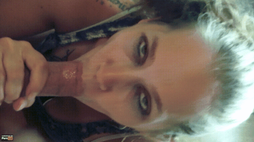 stupidwhoresexposed: exposedsluts3: Nice  Sweet