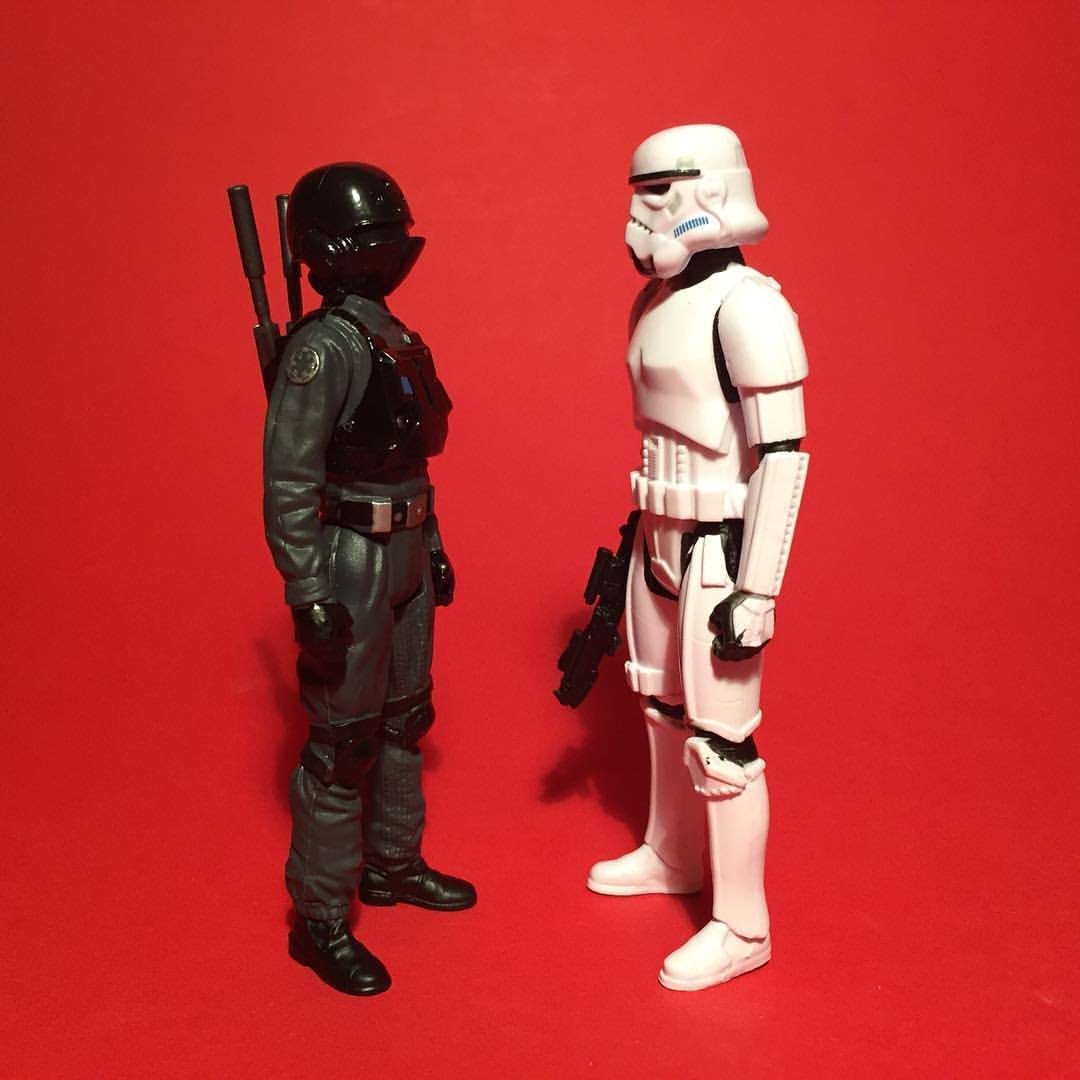 yaswb:  “Aren’t you a little short for an Imperial Ground Crew member?” #starwars