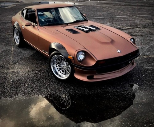 utwo:  Datzen S30 Z© imemilywilliams