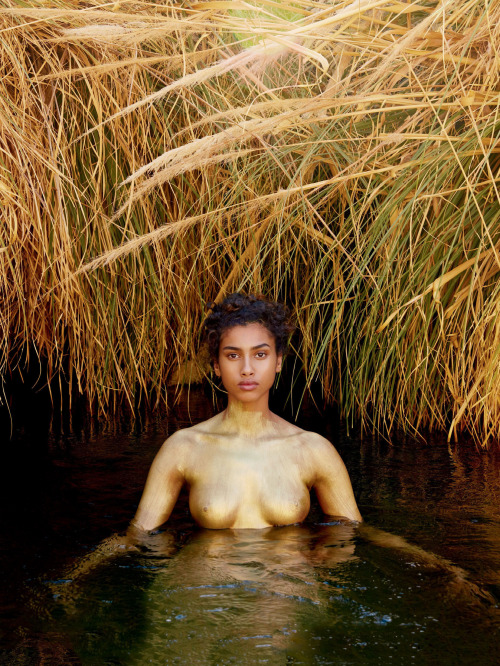 hellyeahblackmodels:  “Desert Calm” - Vogue US January 2016