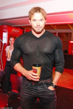 elizabethswardrobe:  Kellan Lutz in Rio de