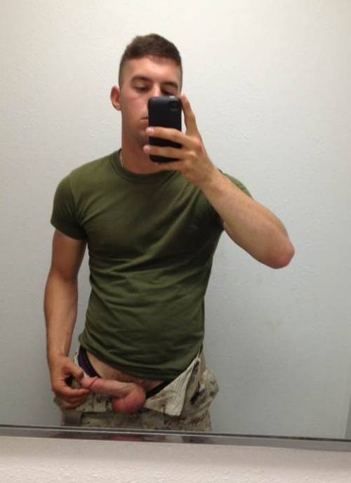 manymilitarymen:  For more hot military men visit http://manymilitarymen.tumblr.com