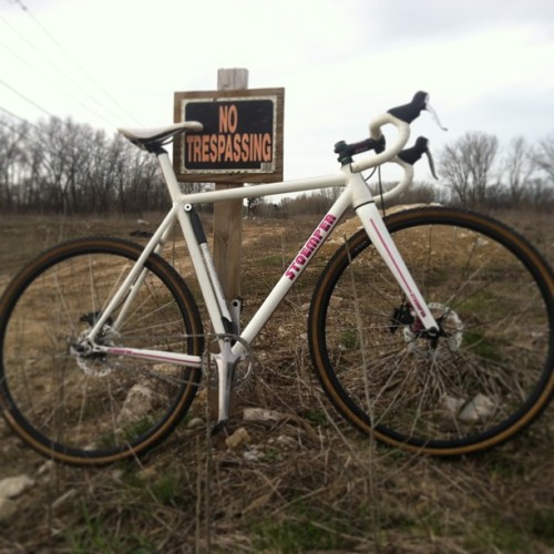 diamondwizard:  Twas a decidedly @stoemperbikes morning.