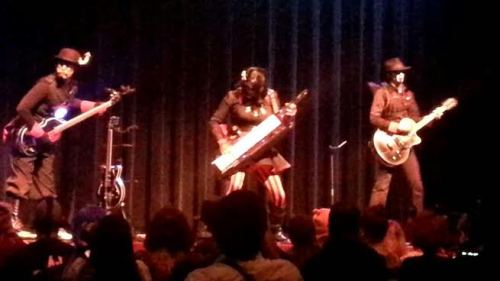 missfreudianslit:  Steam Powered Giraffe! Last night was amazing. Watching bunnybennett was AMAZING and I got pretty teary-eyed watching her dance around in her outfit, singing I’ll Rust With You. I also snagged a cute picture of some pre Bunny change
