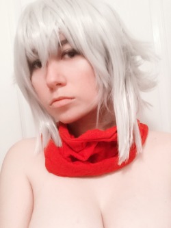 usatame:  Have some more selfies from me playing around after working on my Jo wig~ ❤️