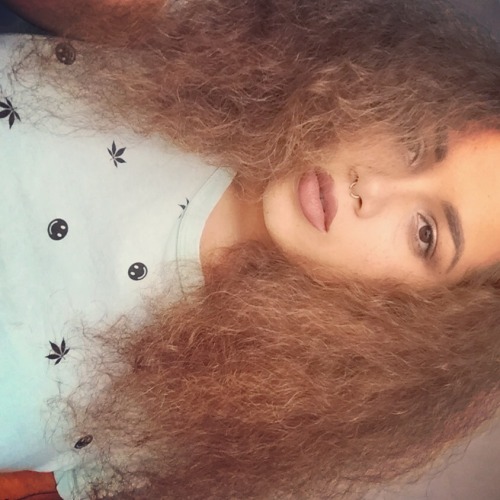 almost-athena:  Mass post of square selfies since i hardly take them.  Damn she beautiful