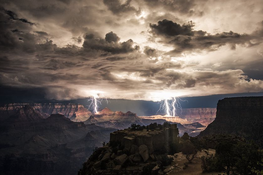 nubbsgalore:  though most believe the grand canyon to have been carved out by the