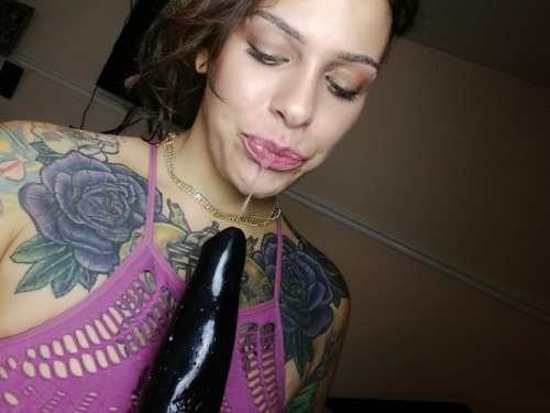 Vote for @Xtremistkinkstr in the MV Contest Toy Box Contest @manyvids extremistkinkster.manyv