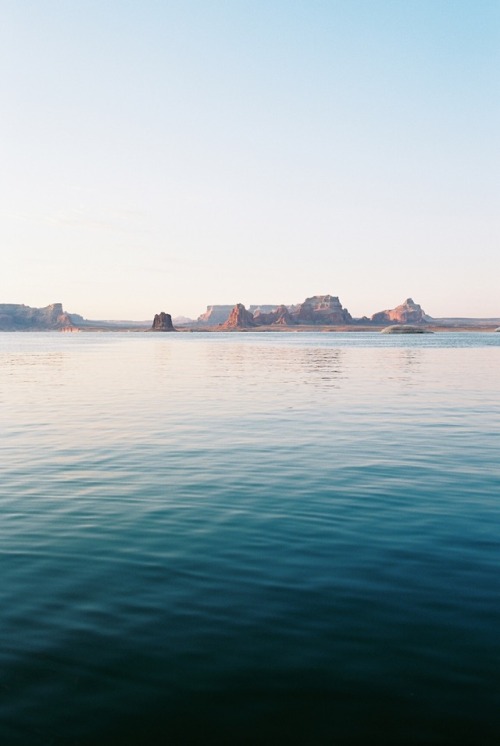 Sunrise over Padre Bay Lake Powell, Utah/Arizona July, 2018