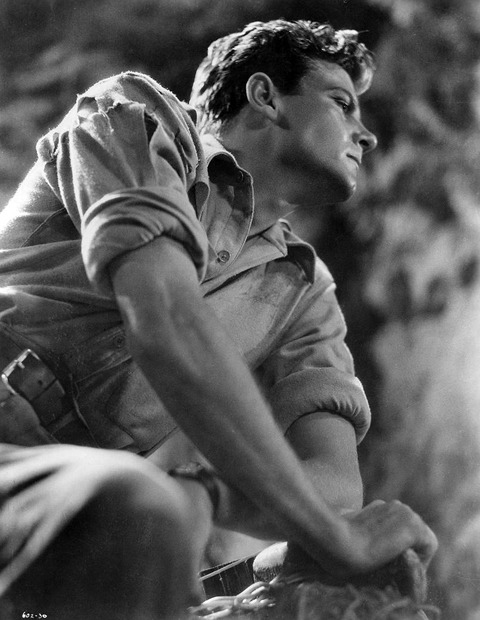 climbing-down-bokor: Joel McCrea in The Most Dangerous Game (Ernest B. Schoedsack, 1932)