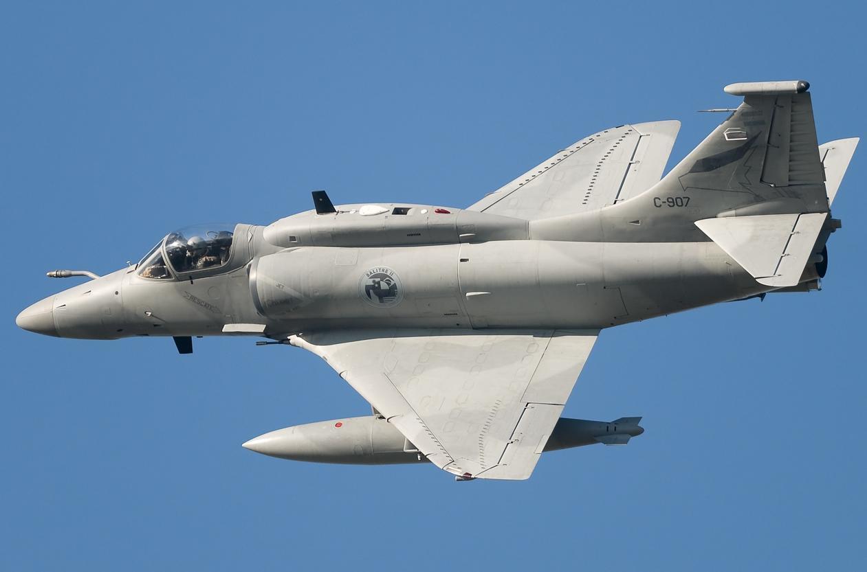 rocketumbl:  A-4AR Fightinghawk