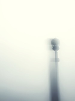 photosworthseeing:  katerieke:  Foggy September