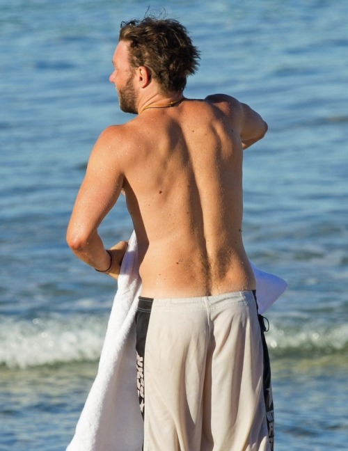 hotfamousmen:      Joel Edgerton      