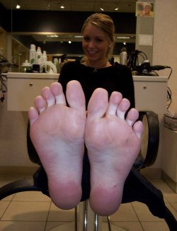 Evangeline Hot Feet