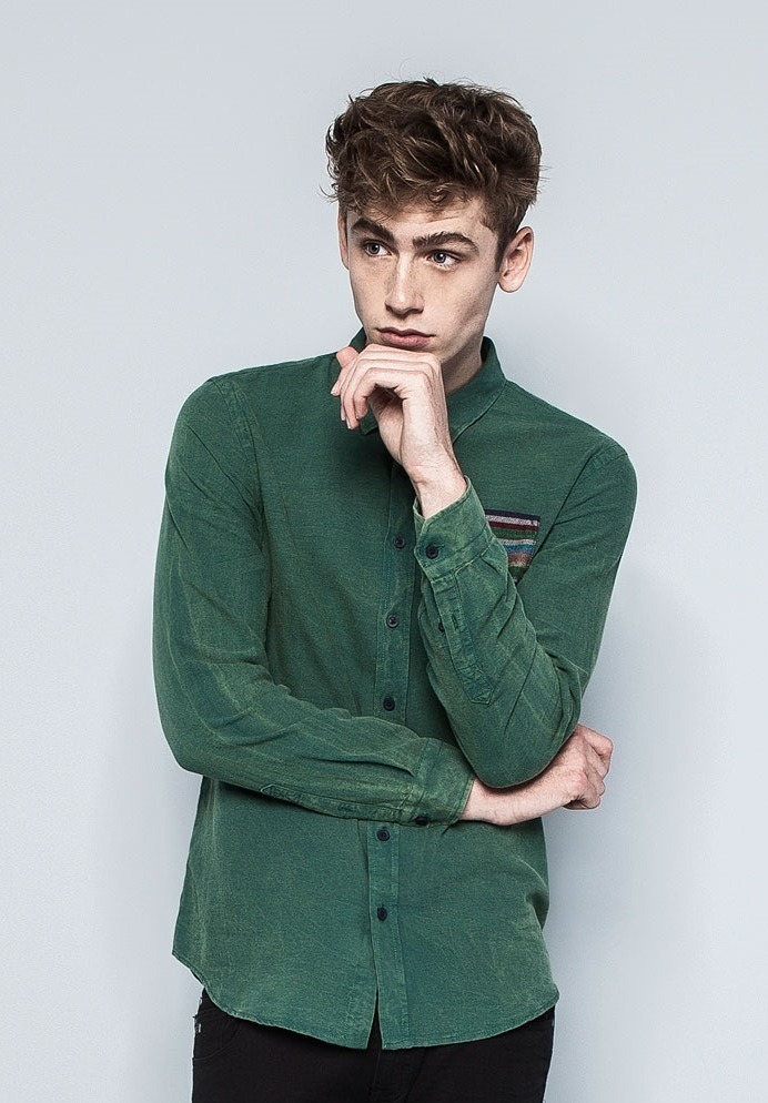 ferranculliana:  Tom Webb for Pull and Bear