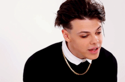 Yungblud (Dominic Harrison) Gif Pack