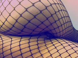 mrmrssecret:  Hump day!  Well hello and happy HumpDay to you @exhibitoncouple some delicious views there love the fishnet happy HumpDay 👍❣️ Thanks for sharing 😜