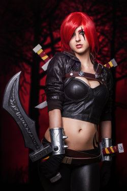 hotcosplaychicks:  Katarina by JubyHeadshot