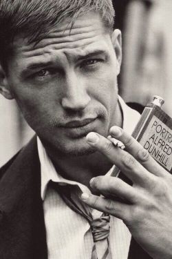 Smokin hot - Tom Hardy.