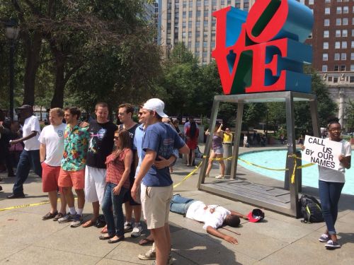 bbyph4t:thebluelip-blondie:ras-al-ghul-is-dead:A silent protest in Love Park, downtown Philadelphia 