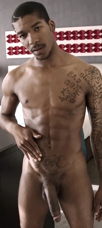 hungdownunder:  For more hot guys, follow me at:http://hungdownunder.tumblr.com/