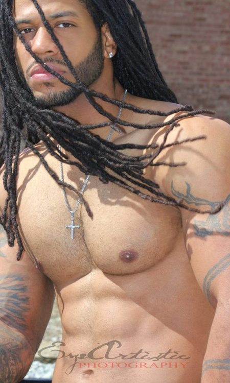 Lightskin, Mixed, Latino and Other Sexy Men porn pictures