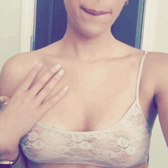 5hygrl: misellalandica:   5hygrl:  Lace n’ tits  Her lips and skin are so pretty