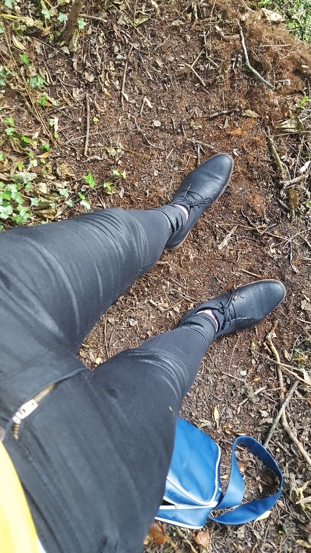 wetandwee:Pissed myself then walked into a lake. Had to be done.