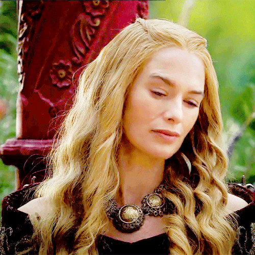 dragondaenerys:CERSEI LANNISTER in HBO’s Game of Thrones 4x02 ’The Lion and the Rose&rsq