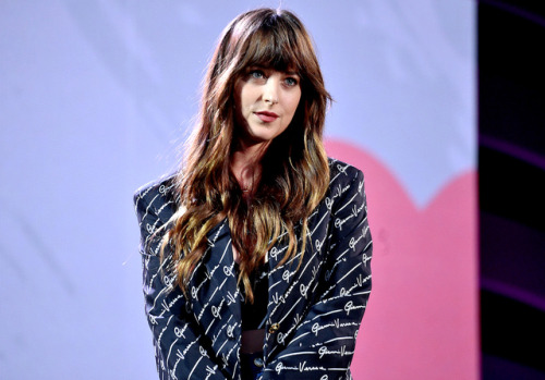 amylouadam:DAKOTA JOHNSON2019 Global Citizen Festival: Power The Movement – Onstage