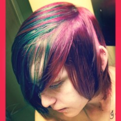 the-gayest-lesbian-stoner:  More colors. Ill take better pics of it once the blue brightens up. 