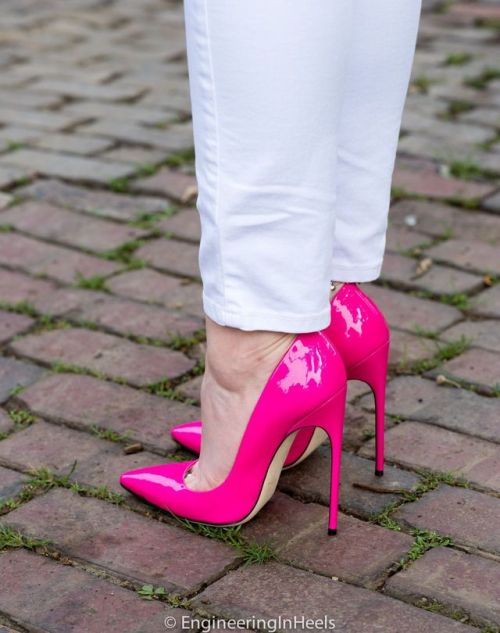 luxuryshoesavings: Luxury Shoe Savings tumblrLuxury Shoe Savings