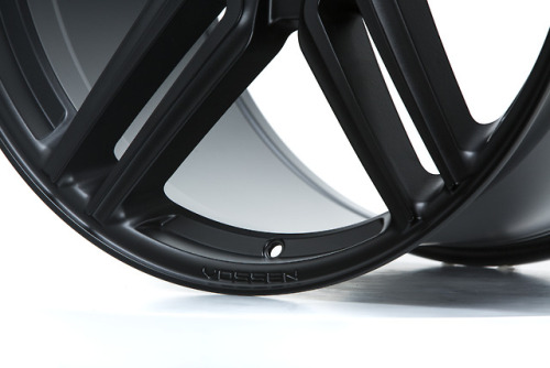 Vossen Hybrid Forged HF-1 in Satin black
