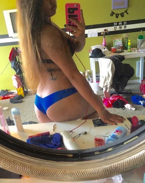 Sex anaya-xo:  Red, white, & booty  pictures