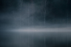 oix:  Lost in the shadows by Mikko Lagerstedt