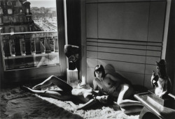frenchvintagegallery:    Mannequins, Quai D’Orsay, Paris, 1977   by   Helmut Newton   