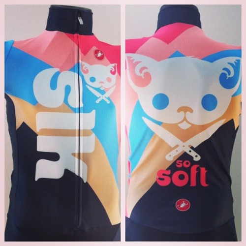 castellicycling: The latest kit from Soft Like Kitten.