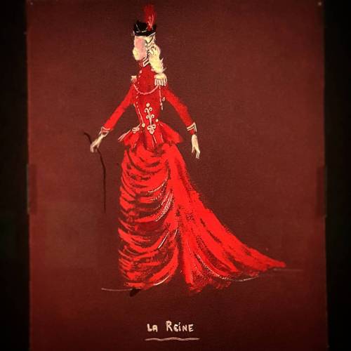 HE DID THIS WHEN HE WAS A TEENAGER #red #gown #dress #YSL #yvessaintlaurent #thequeen #lareine #coct