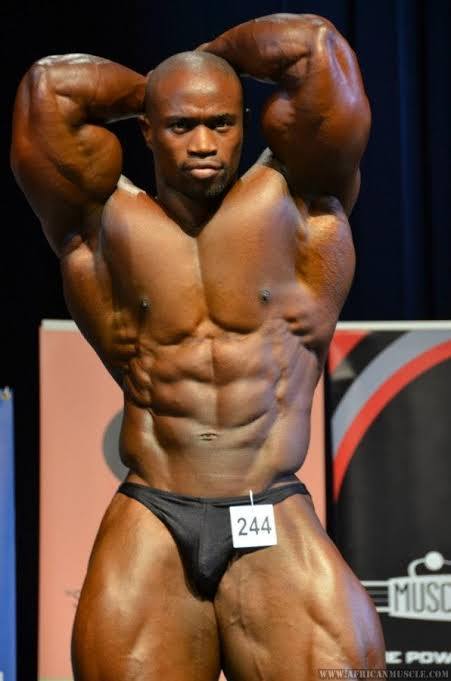 muscleaddictza:Vusumzi Njisane