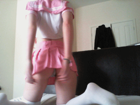 petdolls:  She knows he’s gonna love her new outfit and she just can’t wait for him to get home 
