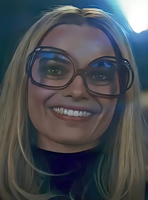 marobbie: Margot Robbie as Sharon Tate in Once Upon a Time in Hollywood (2019)