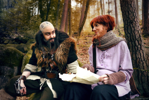 bittersuites:From “They’re taking the Hobbits to Odenwald” Shooting - Dwalin and Ori! ^___^ Dwalin