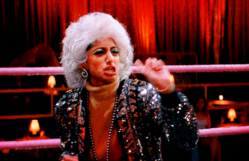 royalarmyofoz:glow: season 3 - arthie premkumari’m gay. uh yeah, we know. well, i needed to say it o